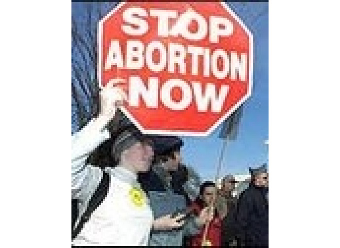 Manifestare contro l'aborto diventerà reato? Manifestare contro l'aborto diventerà reato?